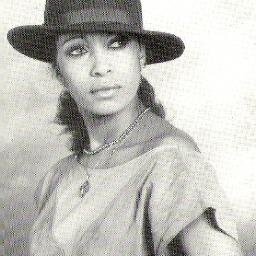 Trish_99717's profile picture. Take a shower, brush teeth and clean shoes... to get dirty? I'm in! 🍓💋