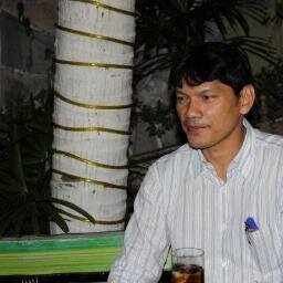 VorasakSaneha's profile picture. - ปี 2531 เริ่มทำงานด้านทำความเย็นอุตสาหกรรมอาหารแช่แข็งกับบริษัท ณรงค์ซีฟู้ดส์ สาขาหาดใหญ่, สาขามหาชัย
- ปี 2533-2538 เข้าทำงานกับบริษัท ไอ.ที.ซี(1993)จำกัด