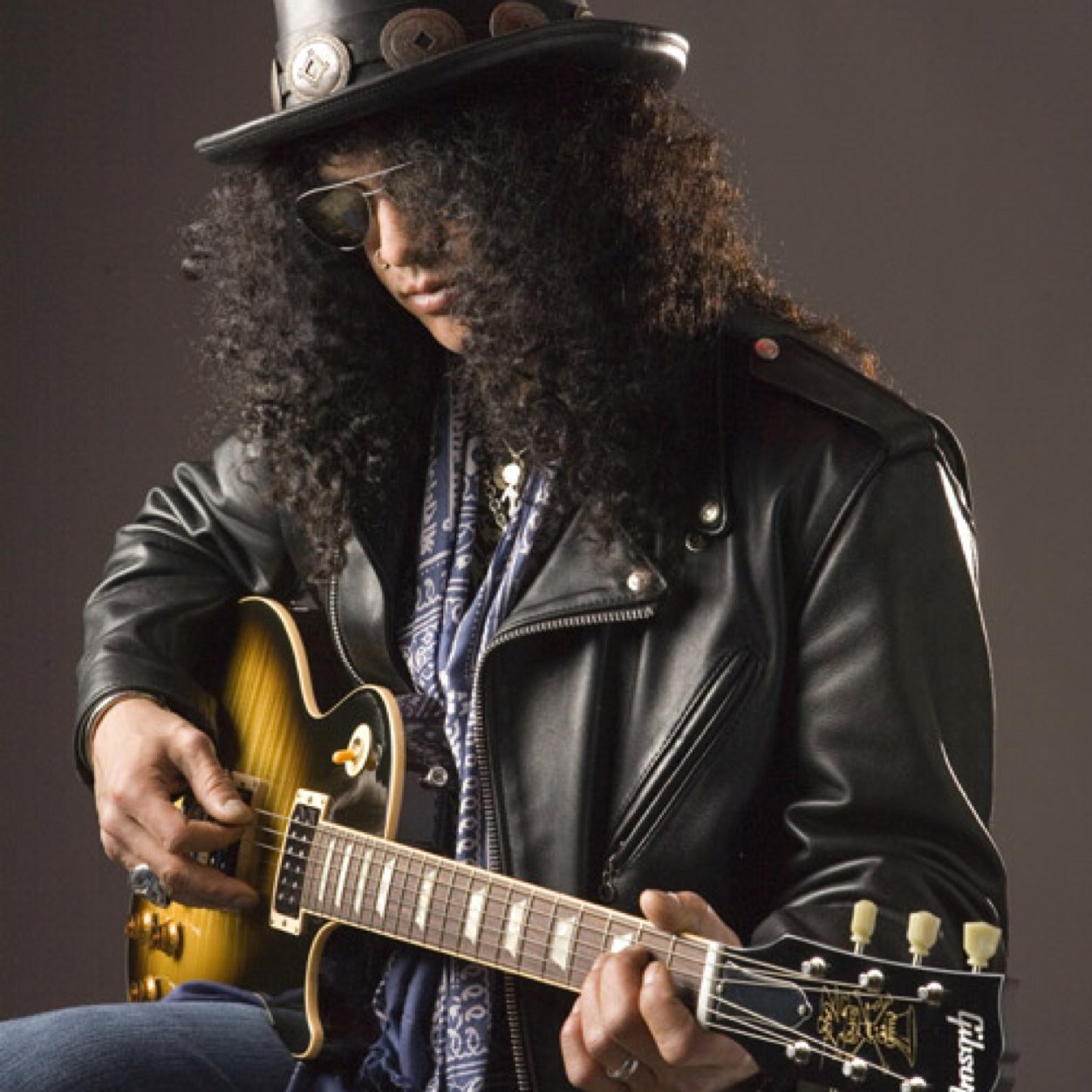 Guitarist_SLASH's profile picture. I'm famous for my top hat and guitars. RP account. Director/guitarist/rock star. V1-@ShiningWaterRiv V2-single V3-single V4-single