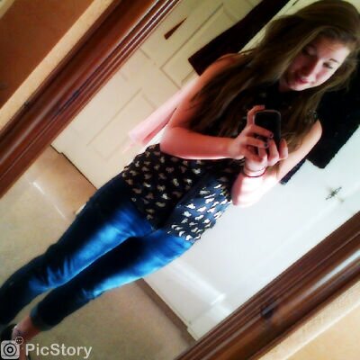@connie_lodder        new account follow it please.. I follow back ☺