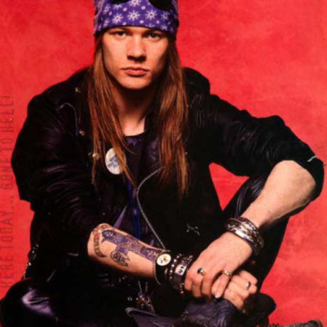 _GunsNRosesAxl_'s profile picture. RP. You may have heard of my bandana and whistling. I'm the lead fucking singer of Guns N' Roses. V1-@ShiningWaterRiv V2-single V3-single