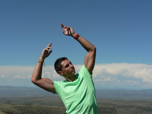 Fitness and sports fanatic                                              Do or do not. There is no try. Aesthetics over everything!!
