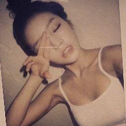 카라 구하라 ; 91년 ; wind ; @xKkangjiy 's best friend✯ ㅡ BestFvckingFive go go go!!~❤ #ImmaParody