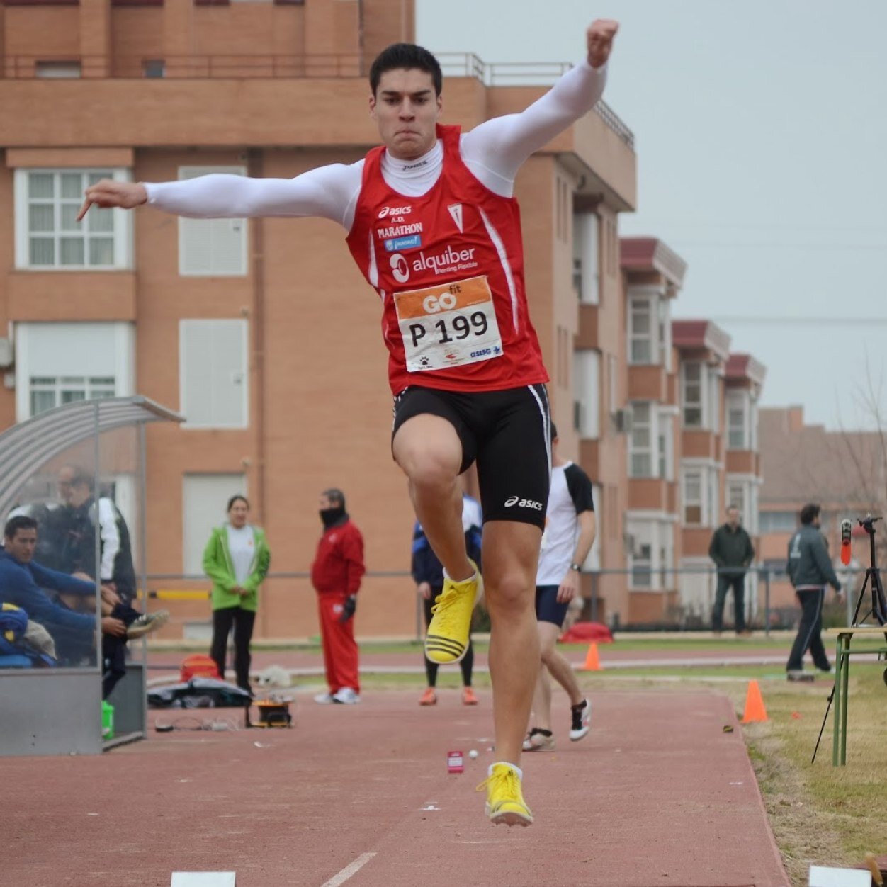 Atleta de A.D.Marathon, triple jump