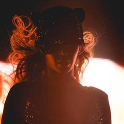 Deus Te Fez Linda
Quando você nasceu
Os anjos suspiraram encantados
Eles nunca pensaram que poderiam ter uma visão tão bela

Você respirou
E o mundo voltou a br
