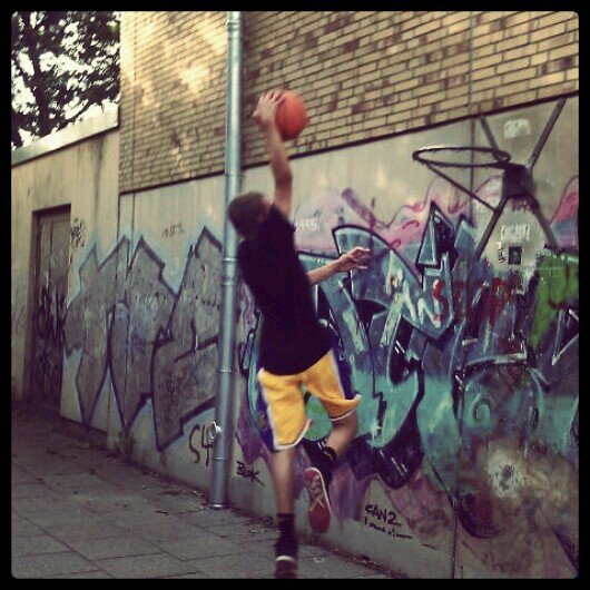 We are 2 Basketball Players from Germany. More Information on YouTube. Follow on instagram: the_german_dunkers.