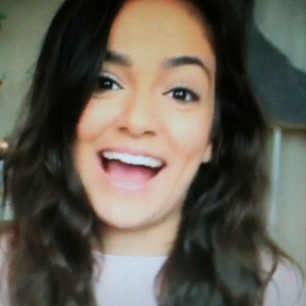 I love live i love my freinds i love my family i love bethany mota my instgrame accounte