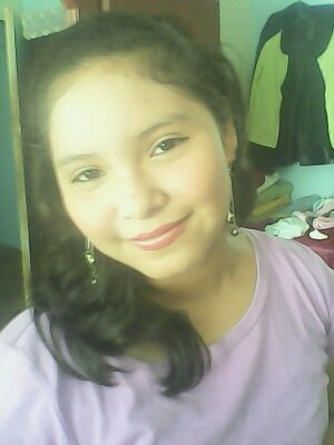 Trabajo en la fabrica de hacerte feliz feliz :33 Sigueme y te Sigoo!!