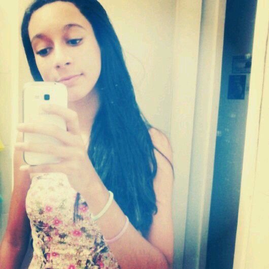 -Para ser seguido primeiro você deve aprender a seguir. Eu amo a Bekah Costa ♥