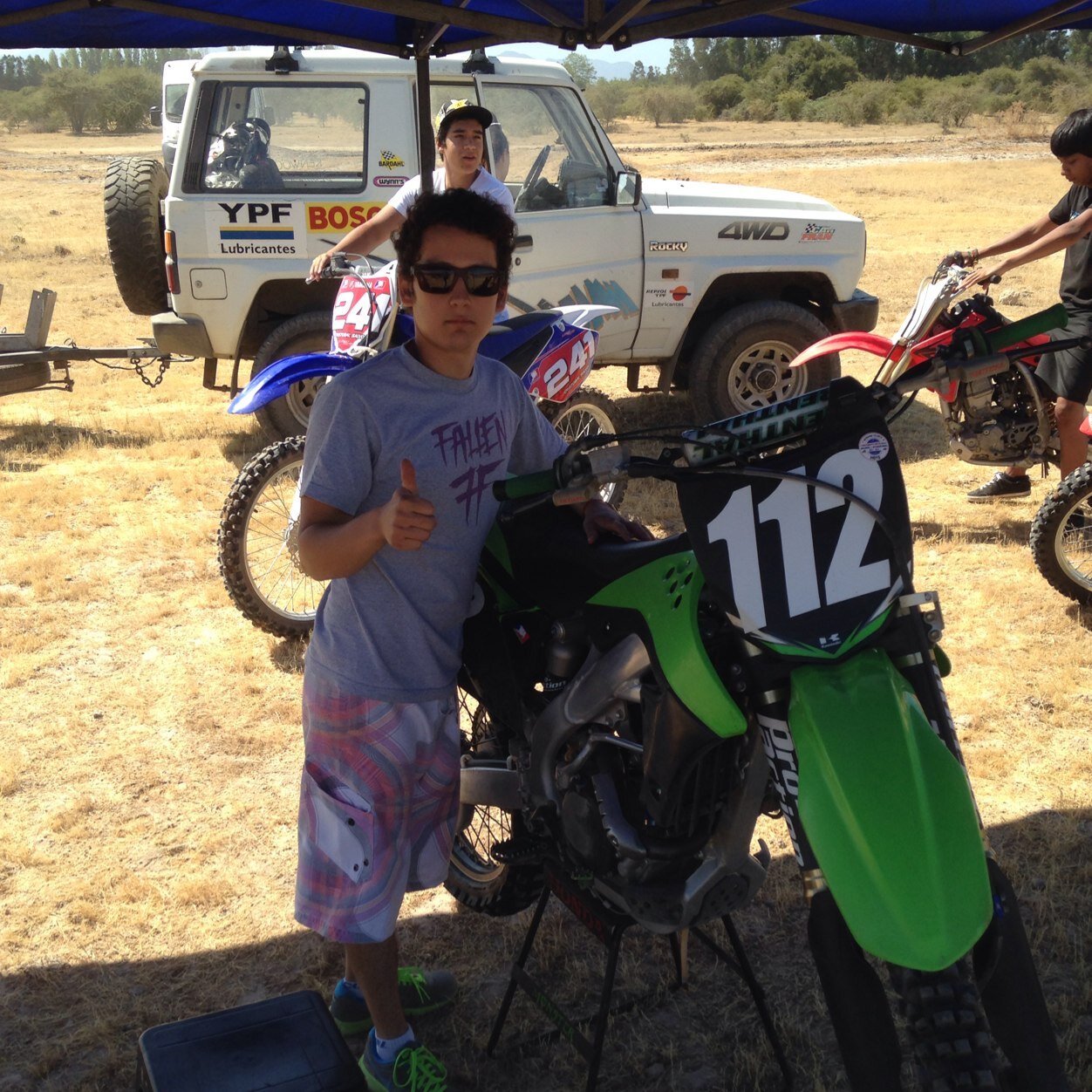 Vivo para el motocross, piloto desde los 5 años; sacrificio, esfuerzo y a fondo!!!