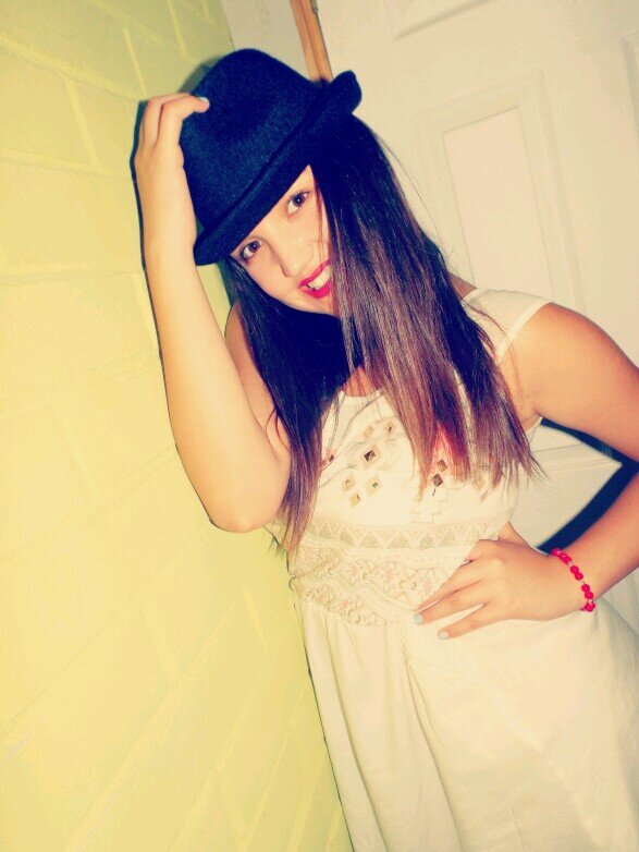 franchescayuseT's profile picture. Sonriele a la vida : ) y se feliz sencillamente .