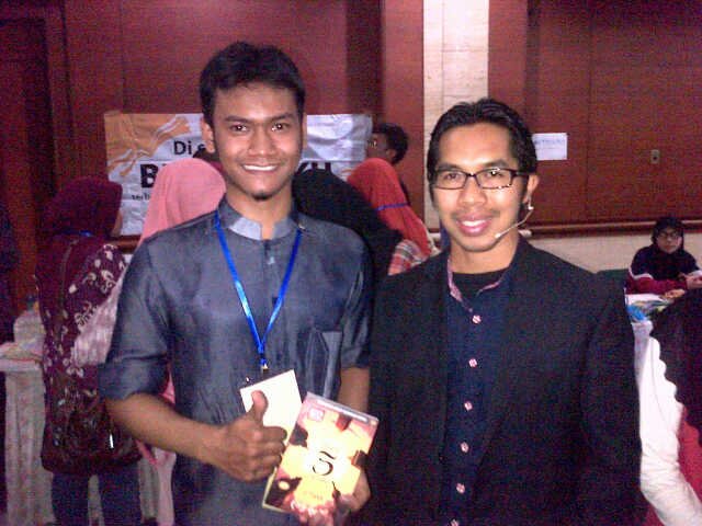 shansidix's profile picture. Nafsu tak bisa dihilangkan,hanya mampu dikonversikan!! Bad Good Better d'Best Excellent,semua membutuhkan Energi [baca:Nafsu]