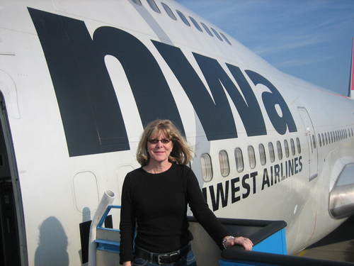 MBizzels's profile picture. Just flying around the world in circles.