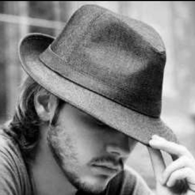 hhbbnnmm's profile picture. في عالم أخر ،.....