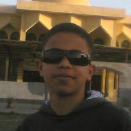 انسان مفكر مسلم عاشق للقراءن  و(ربعاووووى )#. الى الابد