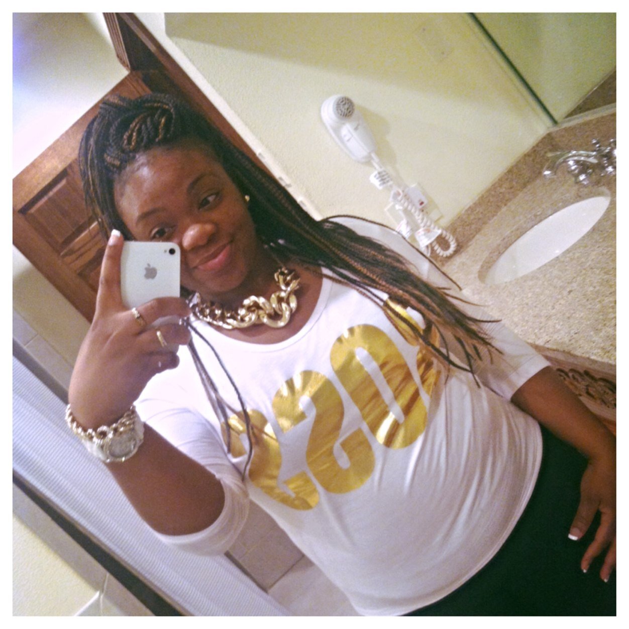 , on my f l y girl s h y t.