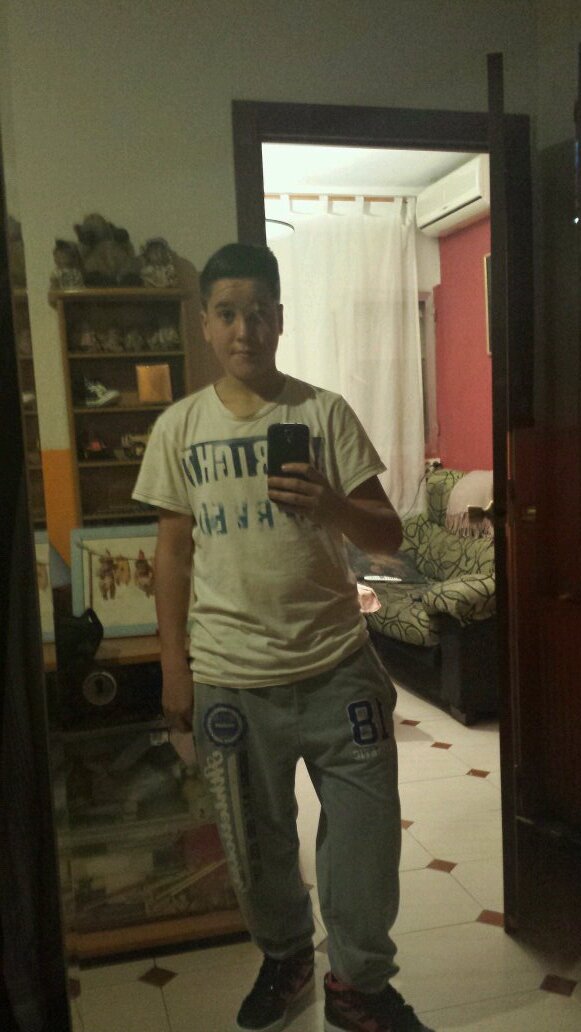 Manuhidalgo1999's profile picture. 