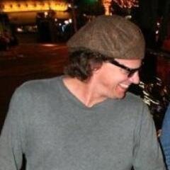 SaaS-Master, Writer, Musician, Sailor, Political Junkie and so on...