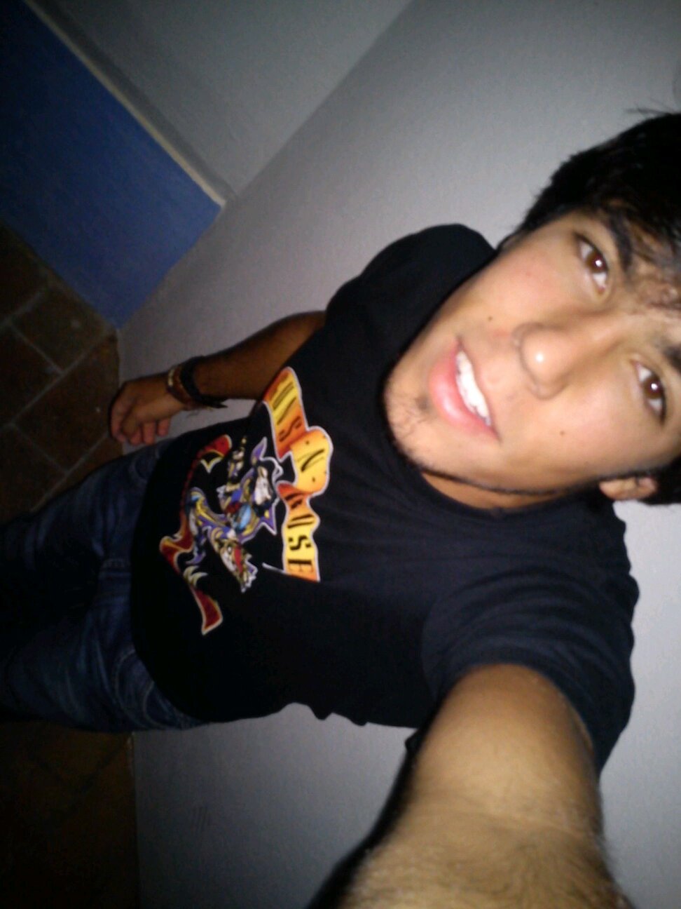Si, soy el camello de papelitos verdes.
Ahora arriba, es abajo.
Live a life you will remember!