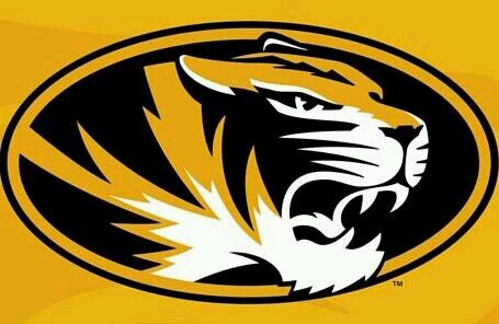 DavidFosterJr's profile picture. 