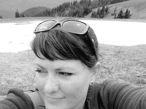 A maker, a grower, and a wanderer. Holistic health and fitness coach.