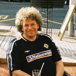 Early retired. Ex football reporter for most of the East Antrim papers; ex reporter/photographer for 2 farming papers; ex keyboard player in some country bands.