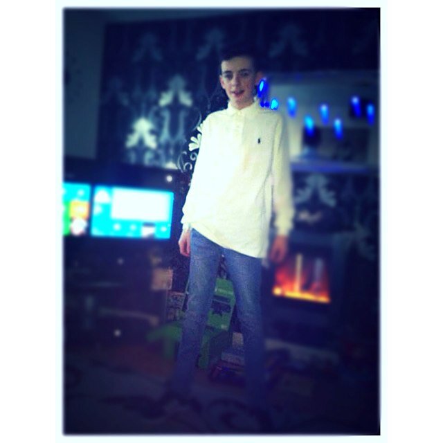 ebbsy14's profile picture. |Addidas & converse|