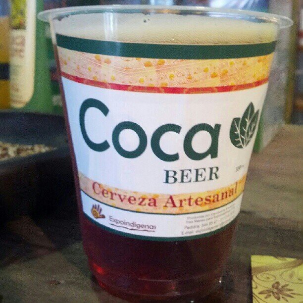 CERVEZA ORNAMENTAL A BASE DE HOJA DE COCA