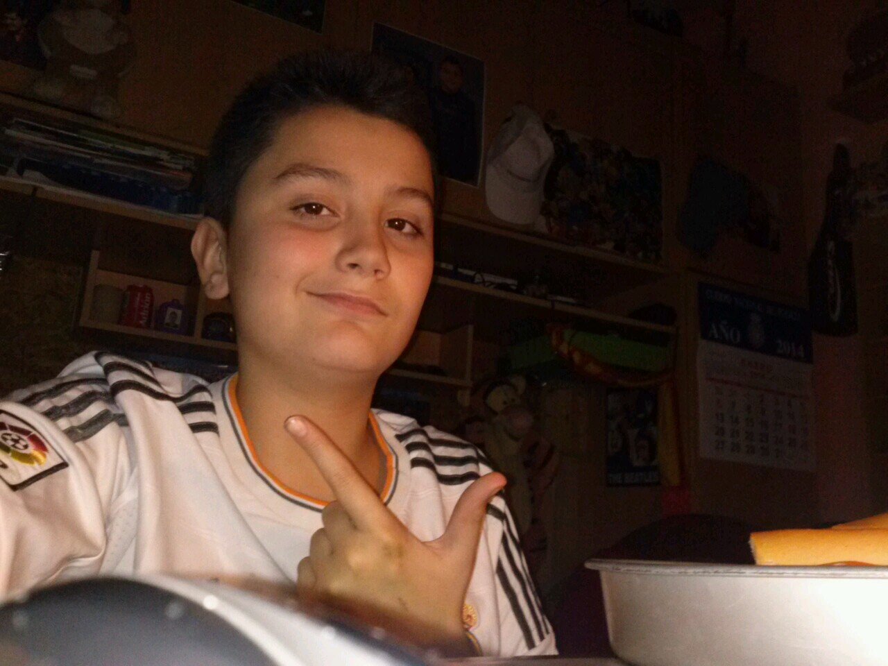 AdriMendasRojo's profile picture. Madridista y Comunista~ solo PS3(adri632972), Futbol y Amigos.. ~el fútbol es mi vida~