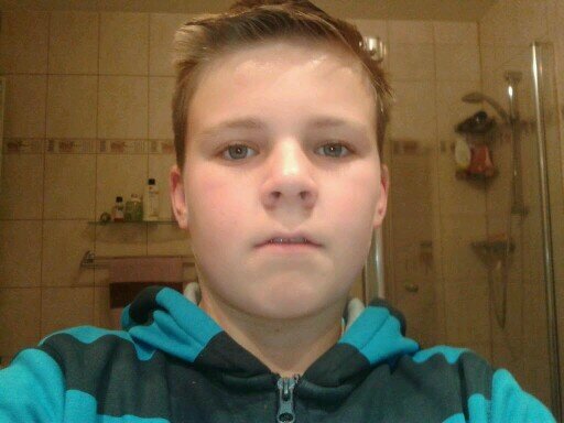 Follow me I' follow back