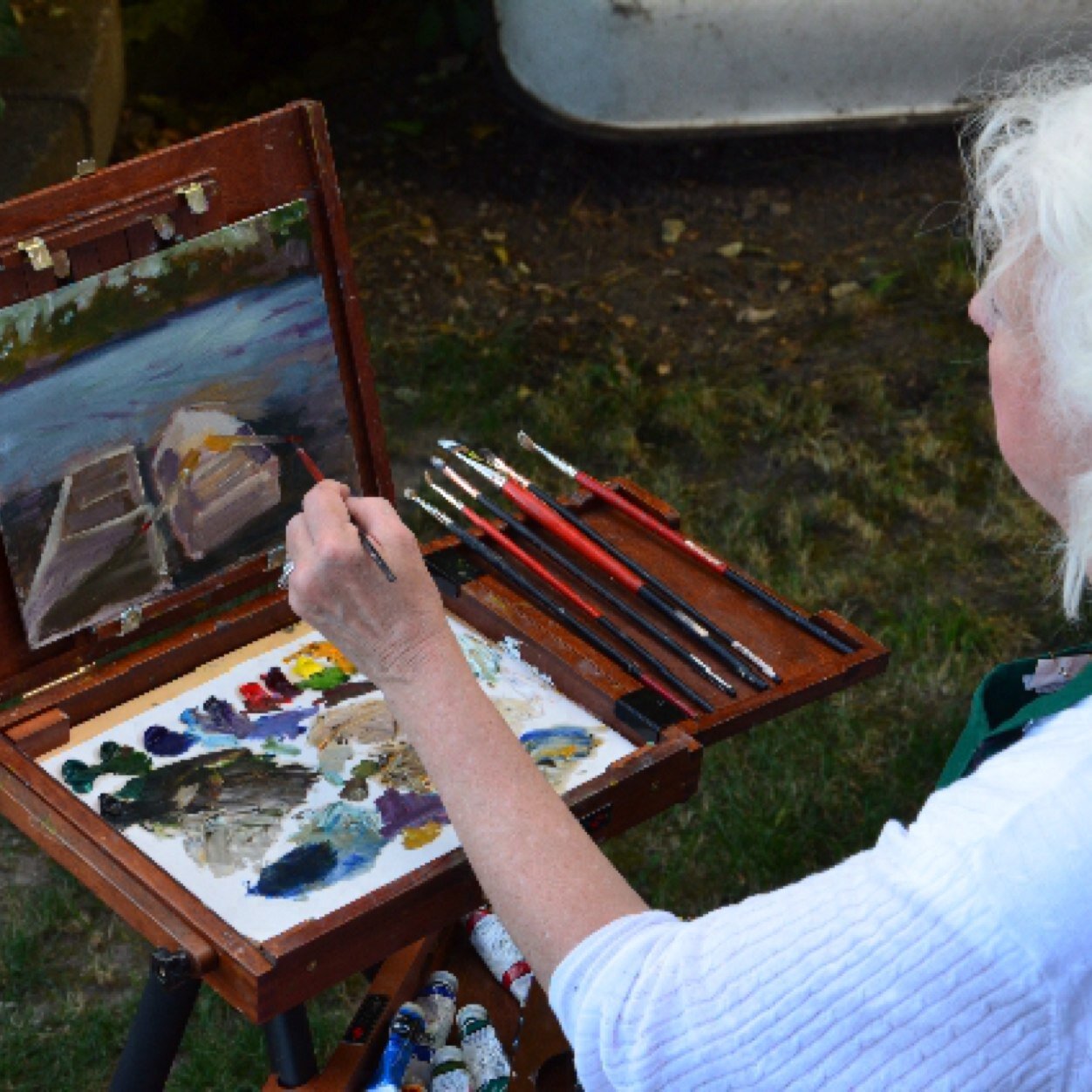 lover of life,visual artist,book illustrator,rocking grandmother and lover of animals!