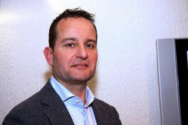 Werkzaam als projectleider bij Geling Advies, agrarisch ondernemer, raadslid West Maas en Waal- FD Boven Leeuwen