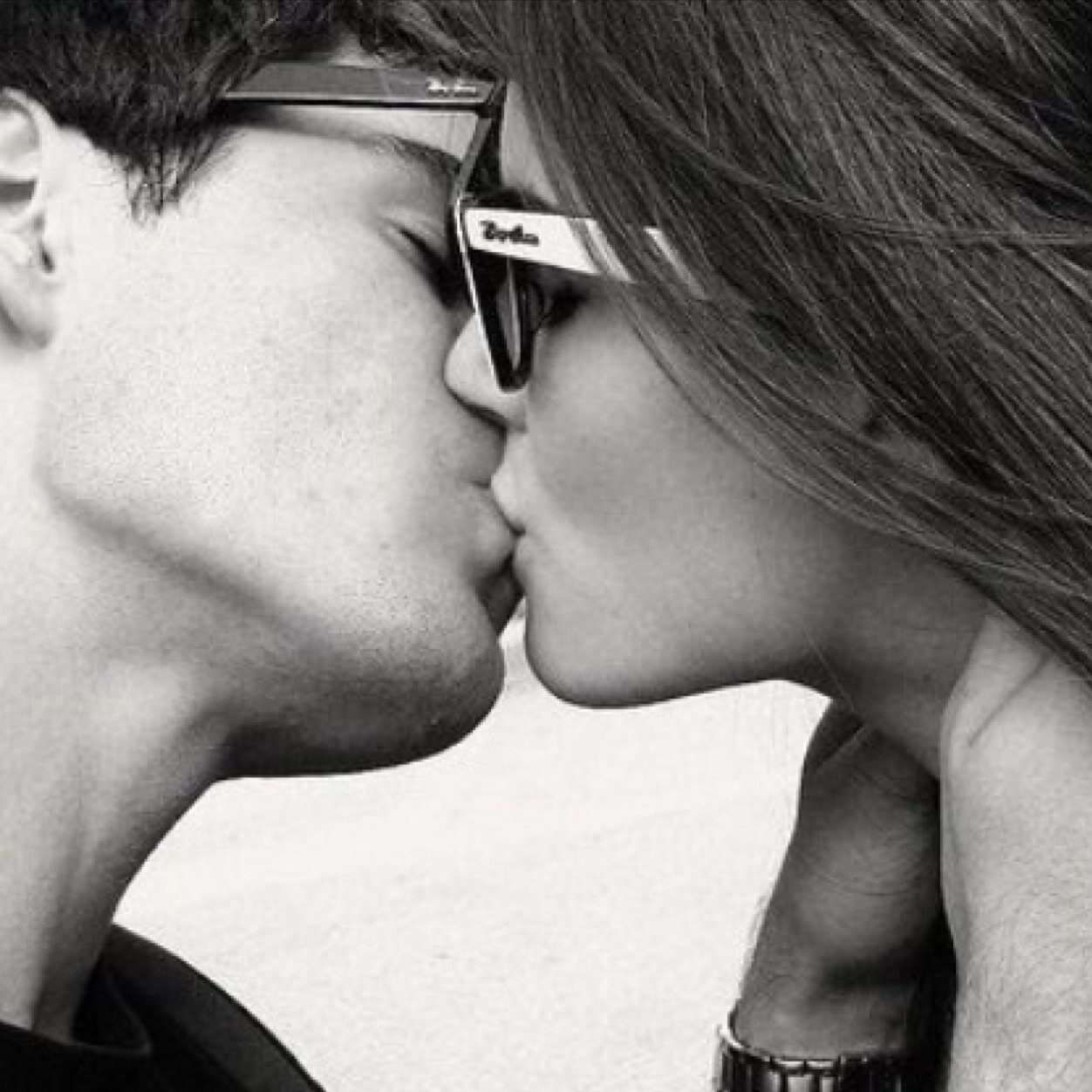 Estoy en todos lados, menos en realidad dond quiero estar. El amor me hace andar, caminar, seguir mi camino, VIVIR.
