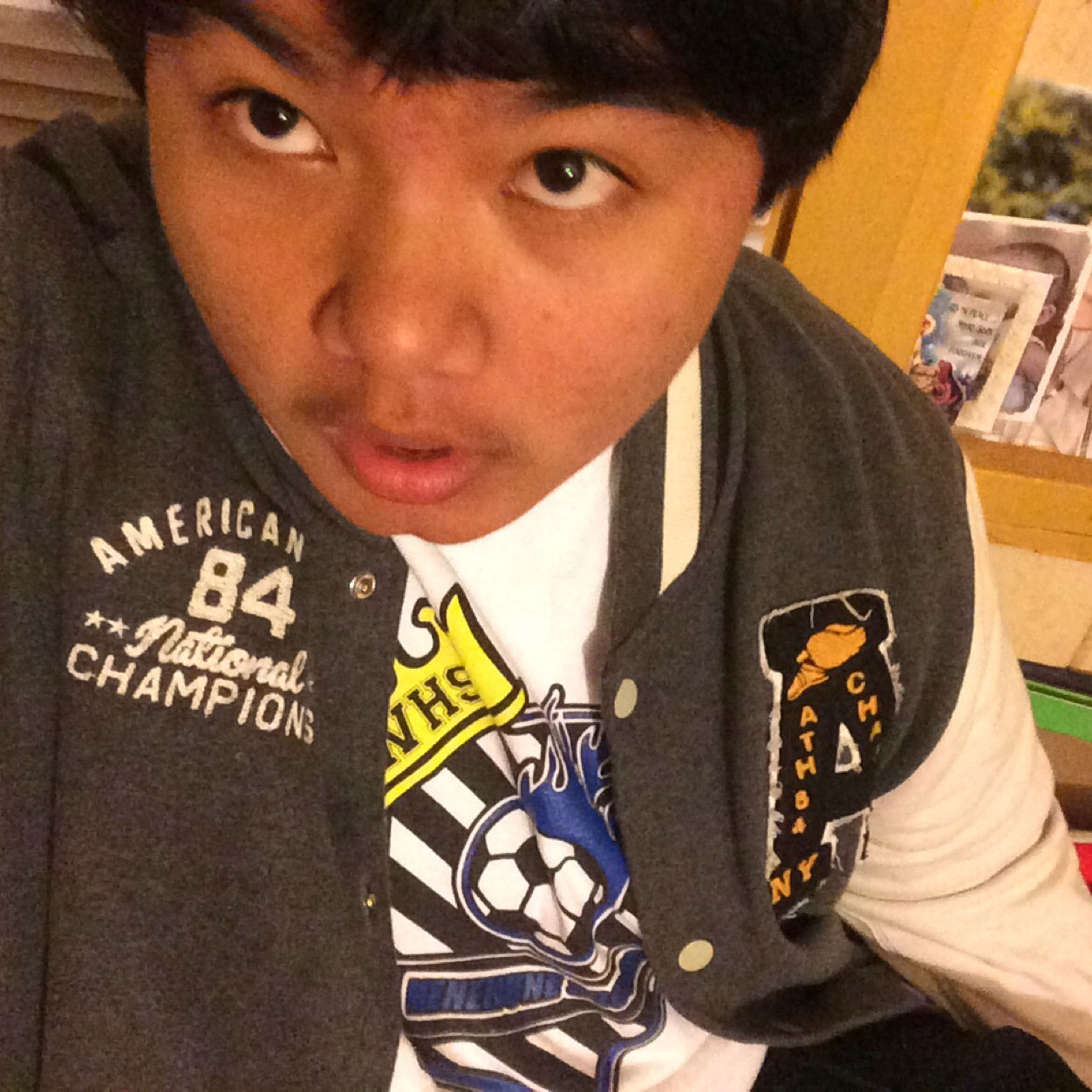 DylanDecosta's profile picture. Simpleng tao lang ako at shempre 15 lang ako Favorite song lang ako
 -California: Jamieboy 
Mahal kita DC