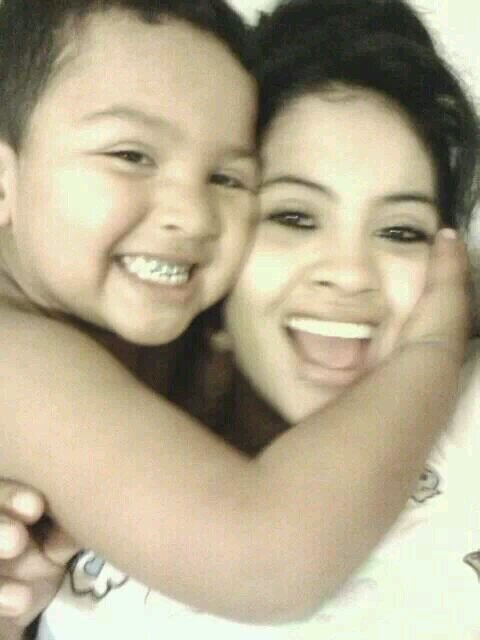 AguillonKim's profile picture. Don't follow me, I'm Lost!