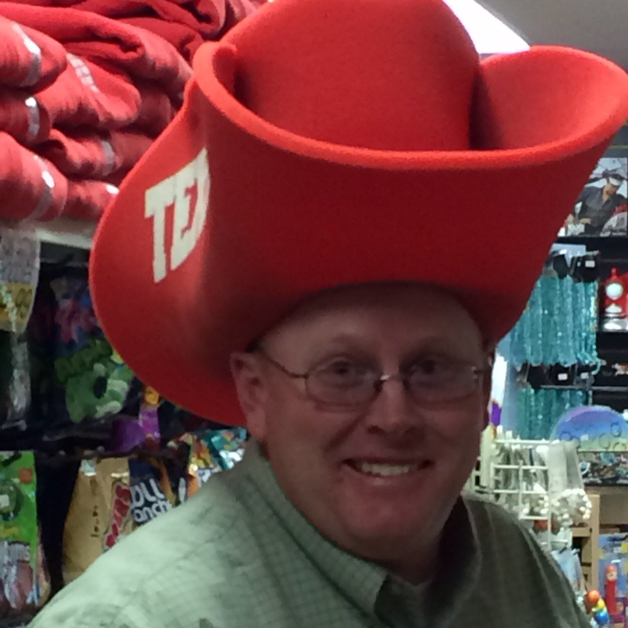 astsck24's profile picture. 