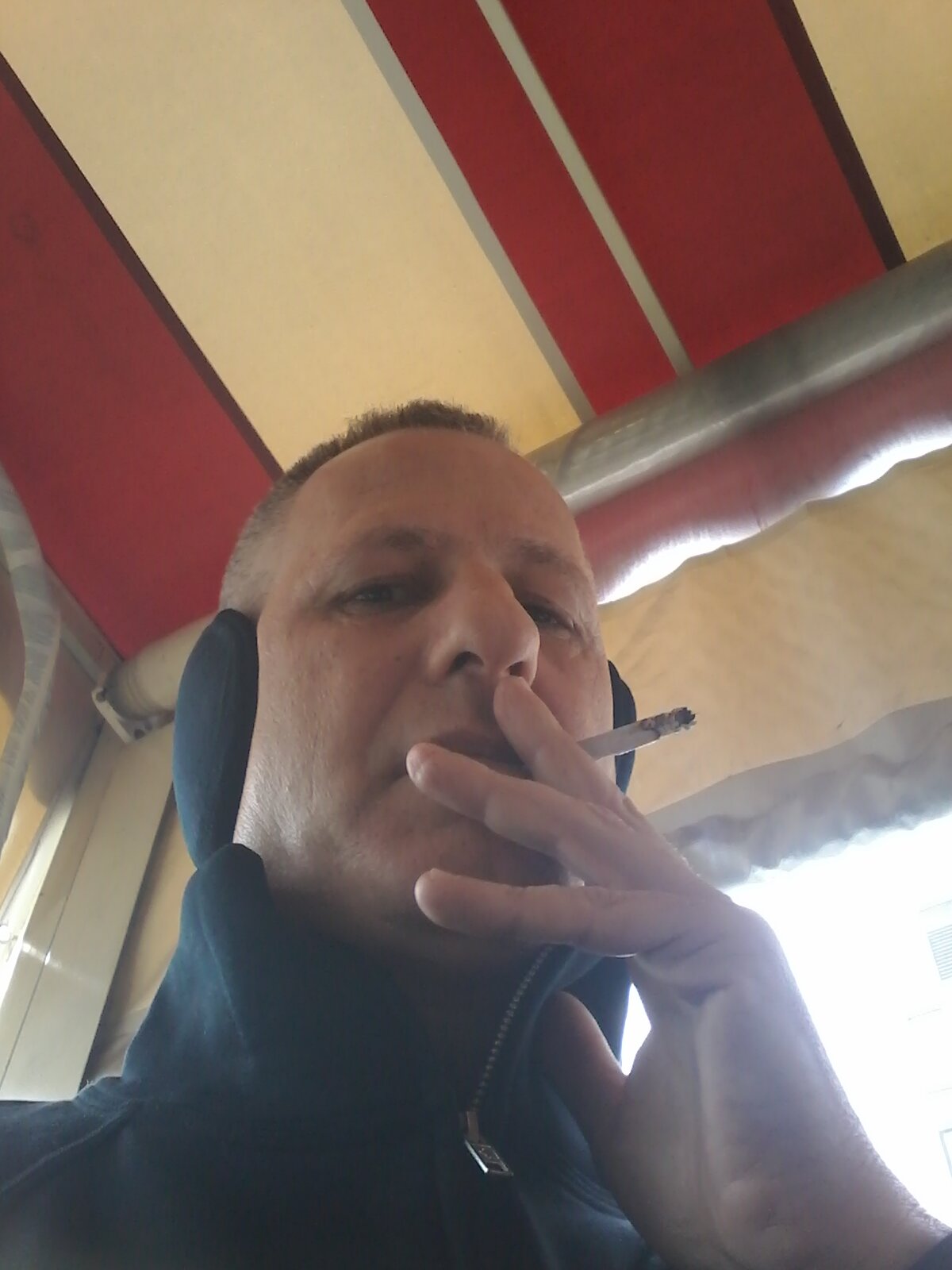 zvizait1's profile picture. 