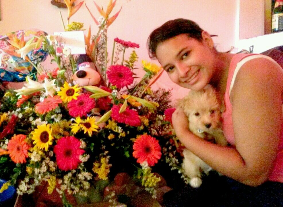 NirisbelGranate's profile picture. Amante y fiel al GRANATE y a la VINOTINTO, Magallanera hasta la muerte. Frente SurOestee 24