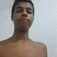 Eu estou deixando 
falar,
achar,
especular,
e pensar...
Se tem algo que a vida me ensinou é que eu nunca vou contentar todo mundo.