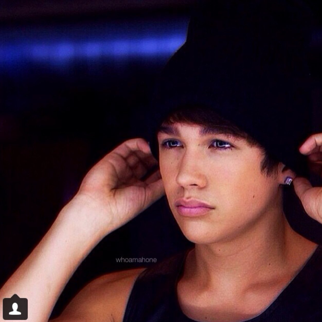 One Direction | Janoskians | The Vamps | Demi | Selena | 5SOS | Justin Bieber | Austin Mahone | Target - 2K at the end of the year!