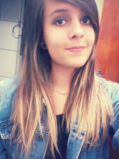Prefiro ser odiado pelo que sou, do que ser amado pelo que não sou..