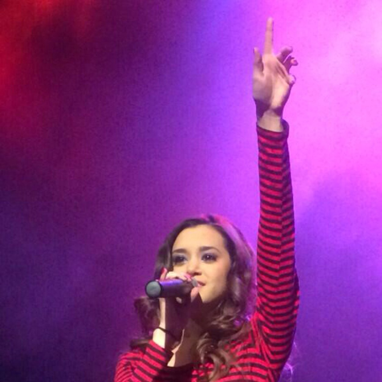 Megan Nicole is the greatest singer EVER!!! @megannicole followed me on 9/14/13 http://t.co/7iEwxiZvRw