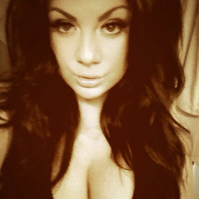Hayleyx hayleybatstone twitter