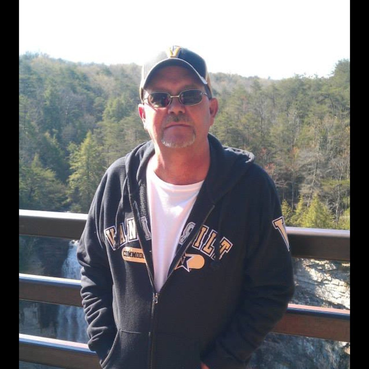 jcpenn596's profile picture. Die-hard Vandy fan. Been rooting for them for over 55 years. Love my Cowboys, Titans and any former dore player.