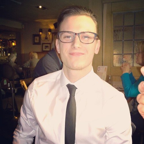 BenCloonan's profile picture. a graphic designer moved recently from Solihull & Living Strong (http://t.co/4QBD0MsYXe).