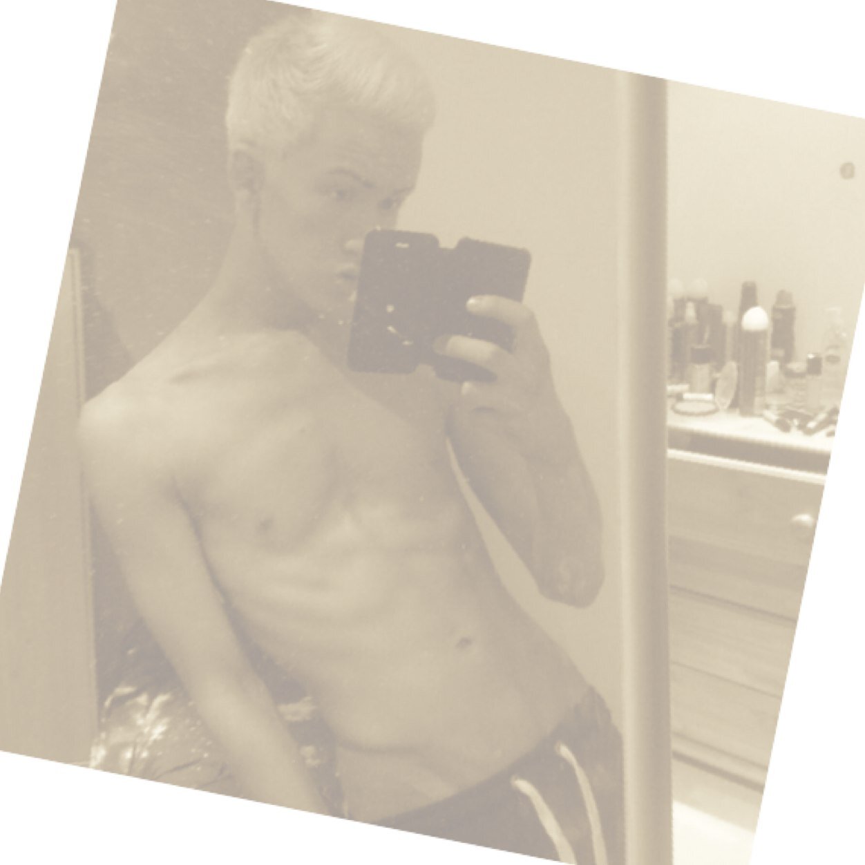FOLLOW @BradleyHuntUk WE WILL ALSO UPDATE YOU ON LATEST GOSSIP:-)