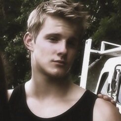 CallousToxin's profile picture. I think I found hell. [ THG RP ]