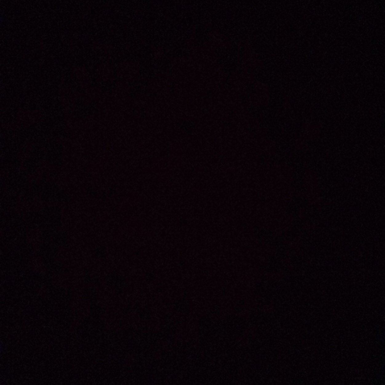 مبعرفش.