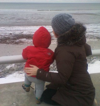 Hurricane_Mama's profile picture. occupational therapist. mother. book-lover. yogi. bread-winner.