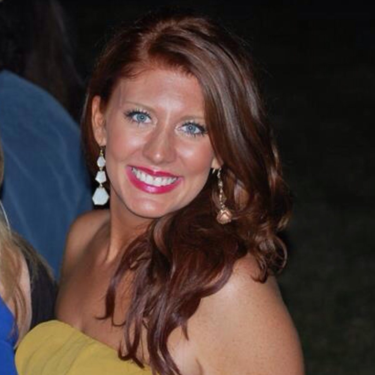 Bumble and Bumble, Oribe salon owner and stylist in the atlanta area.
#megandoeshair
#bighairdontcare
#gingersarethebest